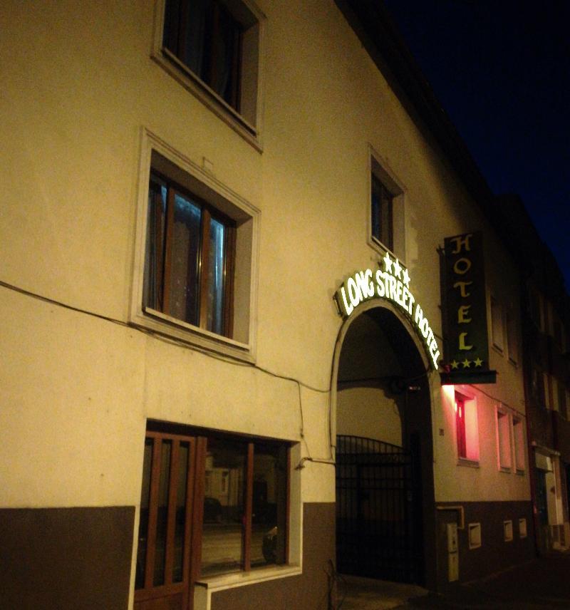 Long Street 3* Braşov